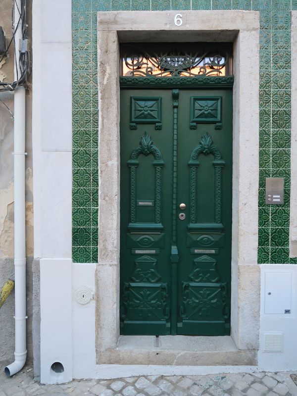 Renovierte Hauseingangstüre