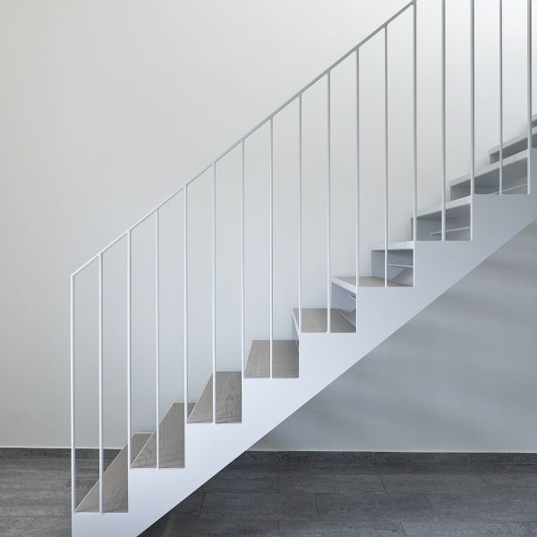 Neue Stahltreppe zum Dachgeschoss